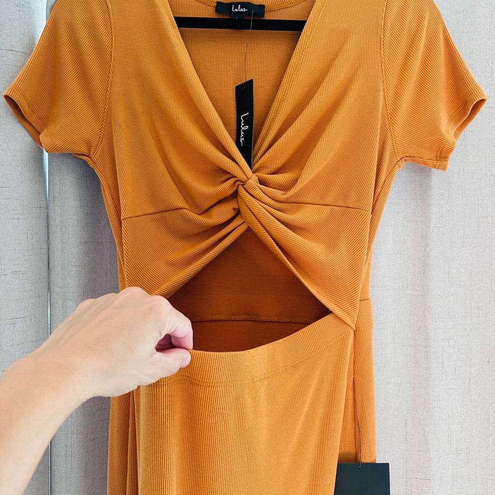 Lulu's - Front Twist Cutout Maxi Dress ๐งก NWT Sz: L - Picture 5 of 7